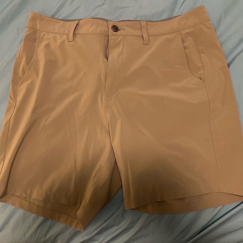 Free Fly Men's Hybrid Short II - 7"
Khaki / 36